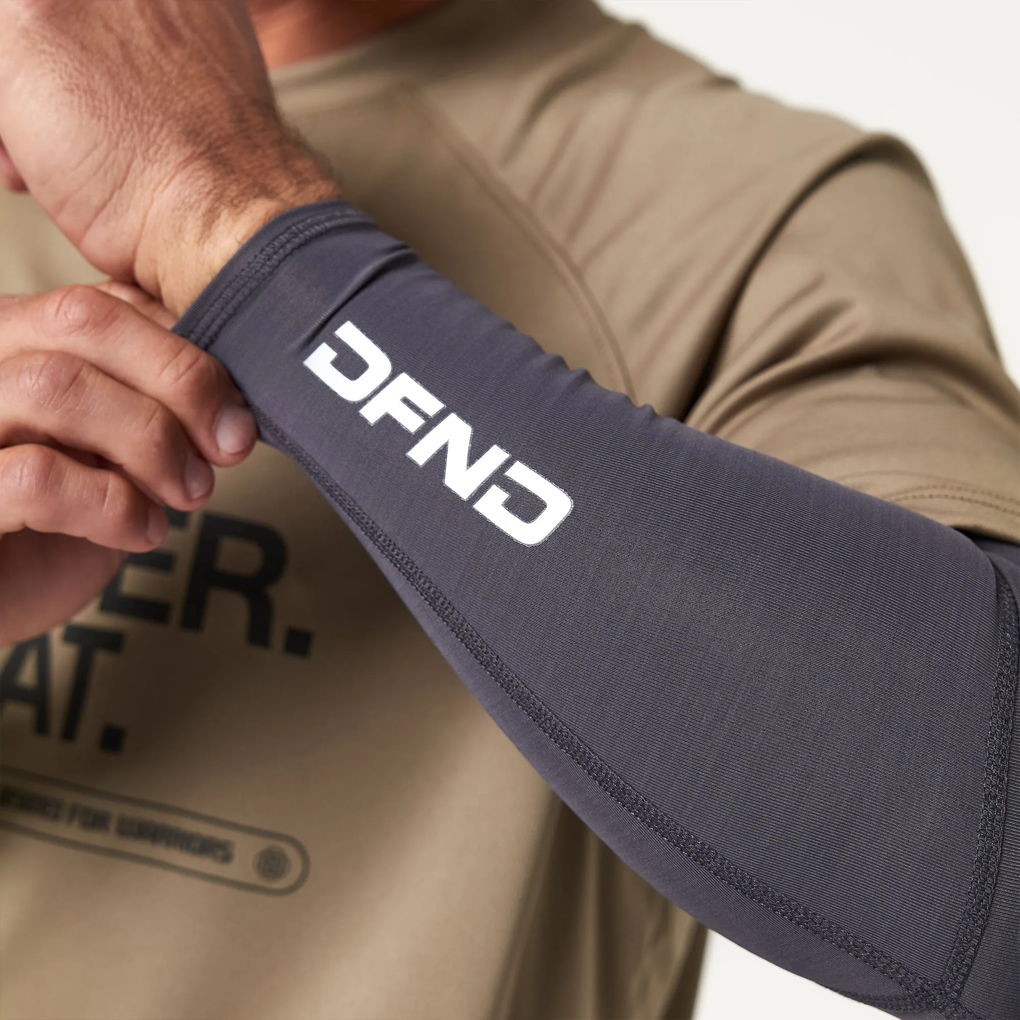 ACTIVE Ax COMPRESSION ARM SLEEVES