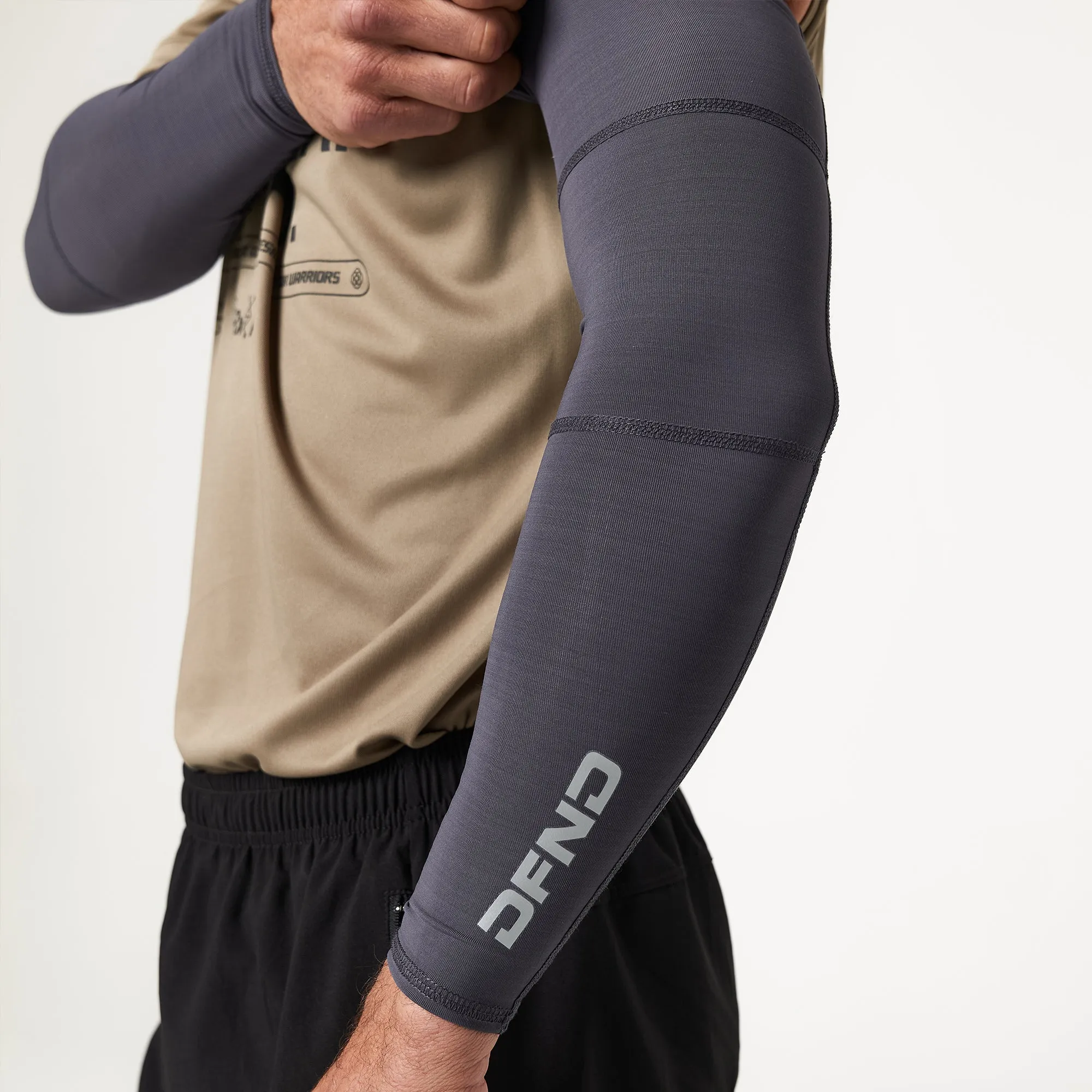 ACTIVE Ax COMPRESSION ARM SLEEVES