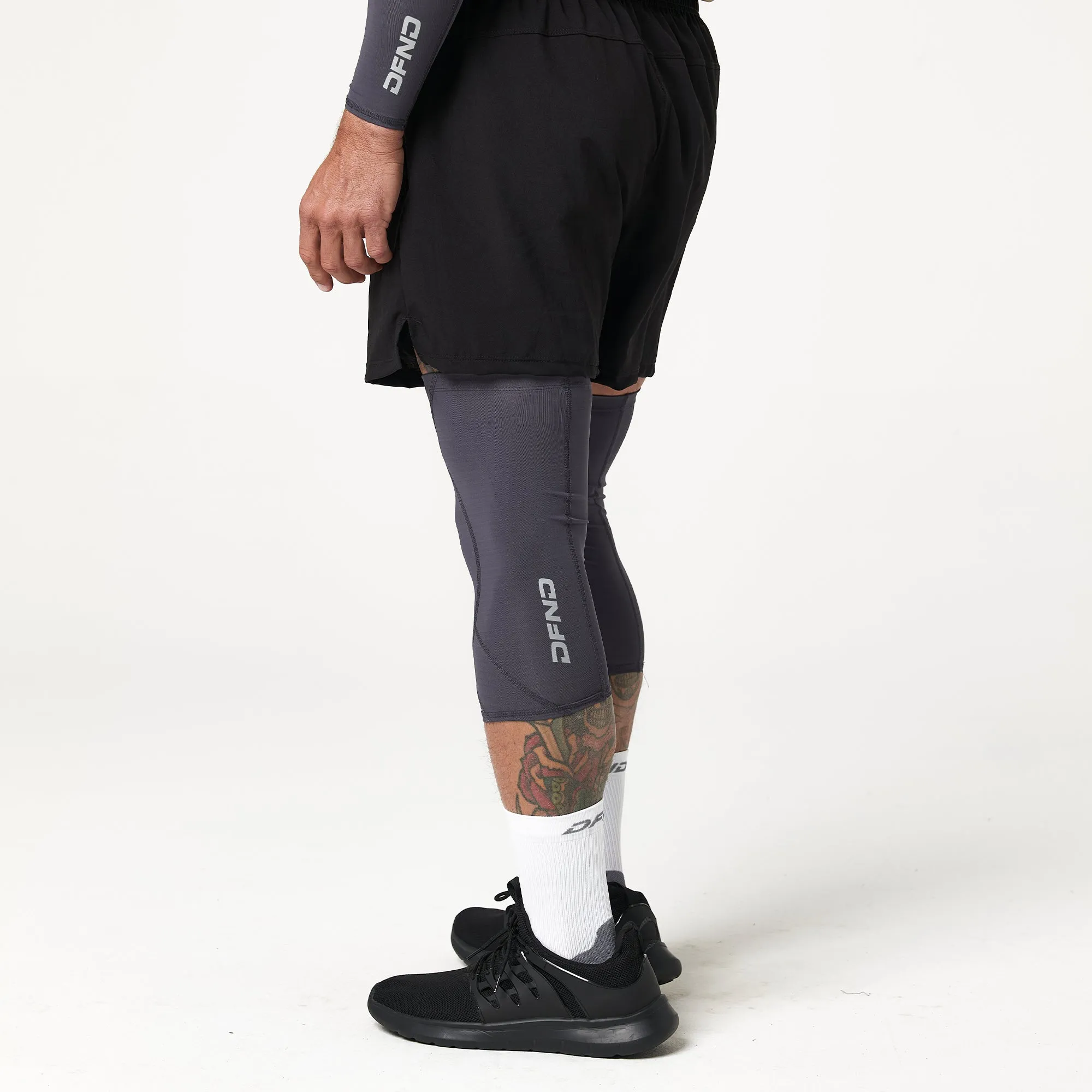 ACTIVE Ax COMPRESSION KNEE SLEEVES