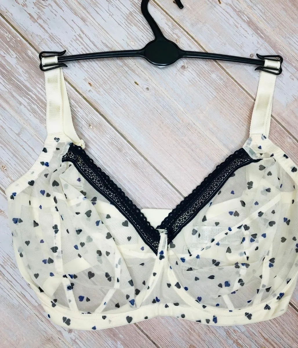 Cream Heart Printed Mesh Bra 32H