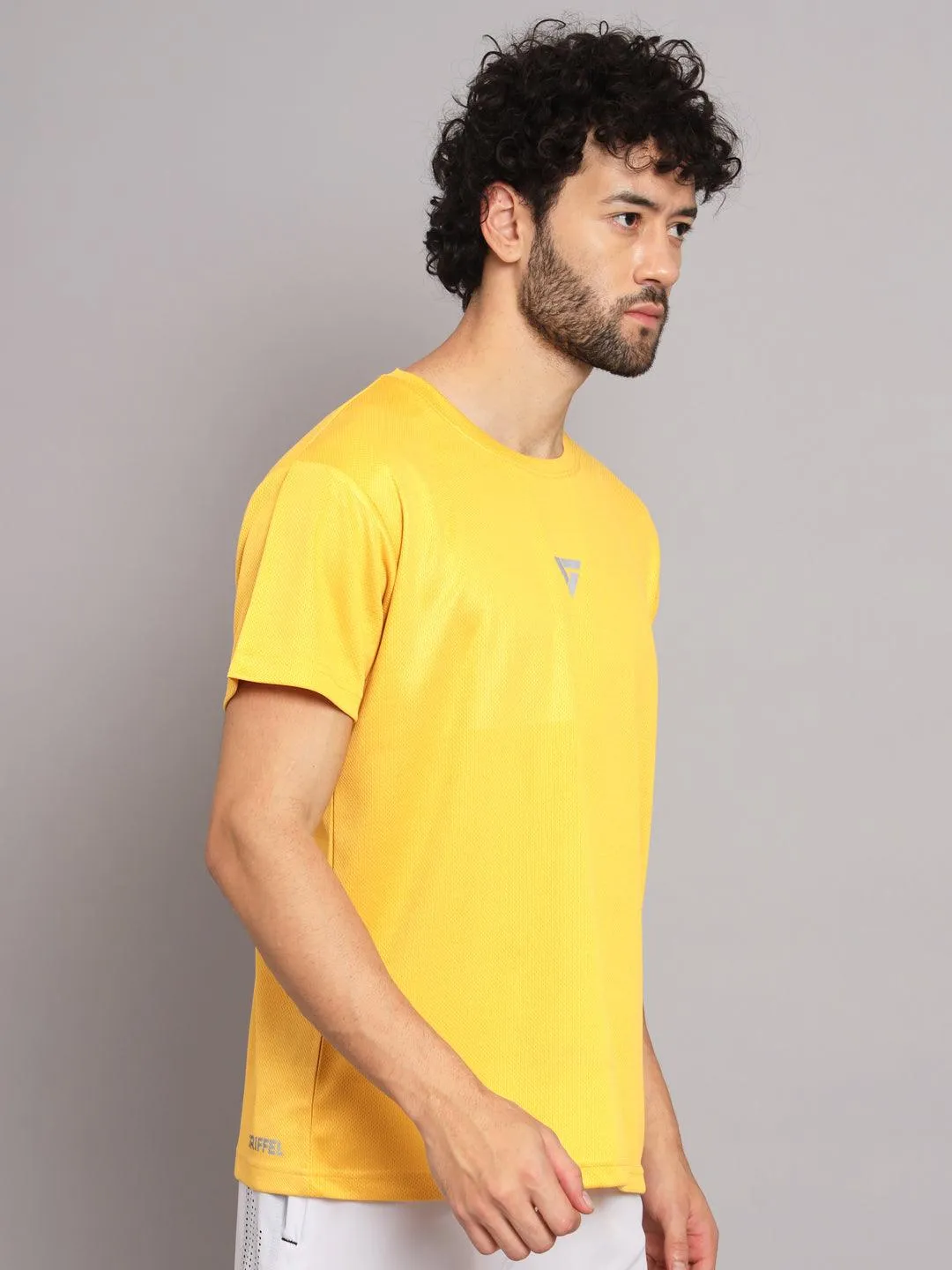 GRIFFEL Men Polyester Mustard Active Wear Half Sleeve Grey Tee's