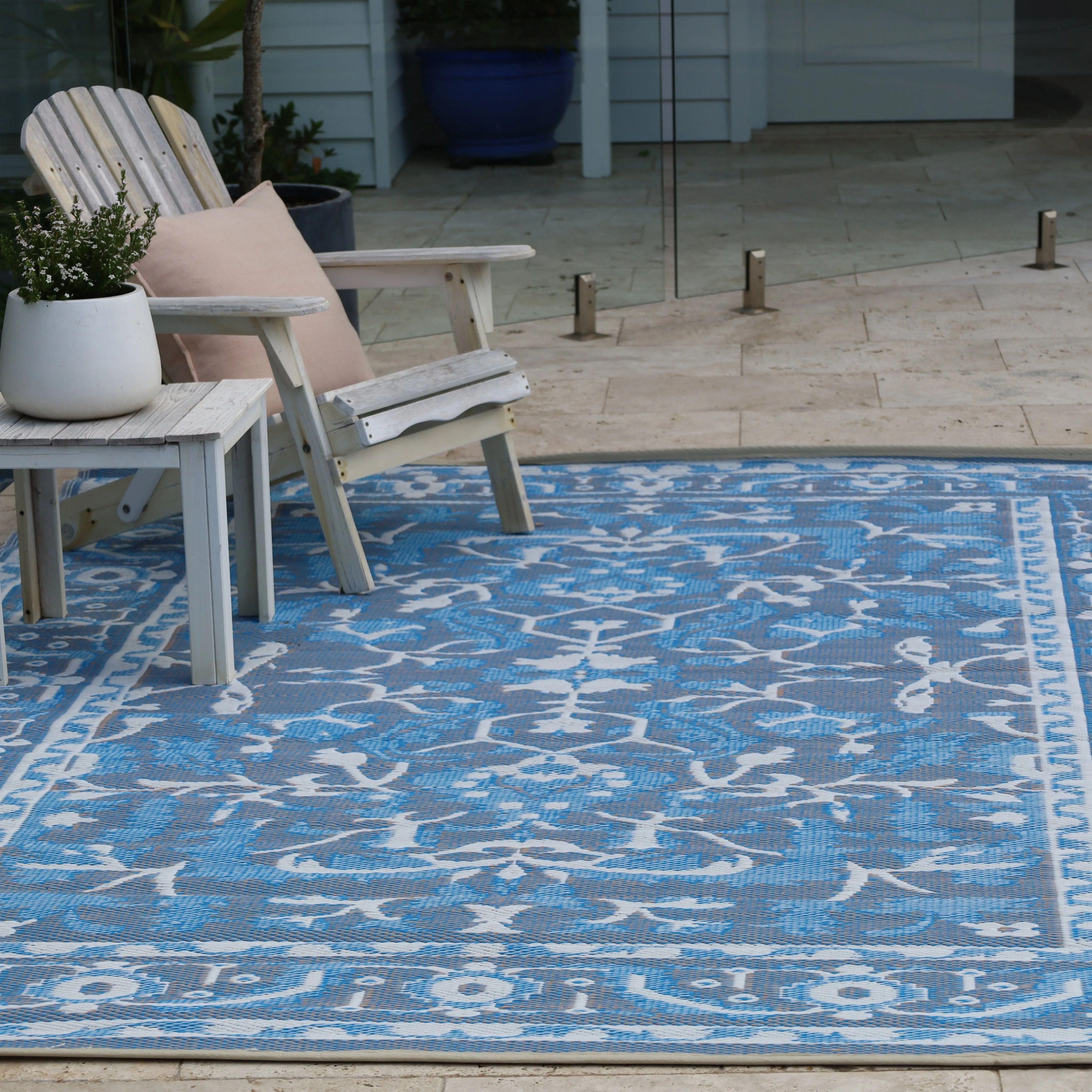 Nain Blue Recycled Plastic Outdoor Rug