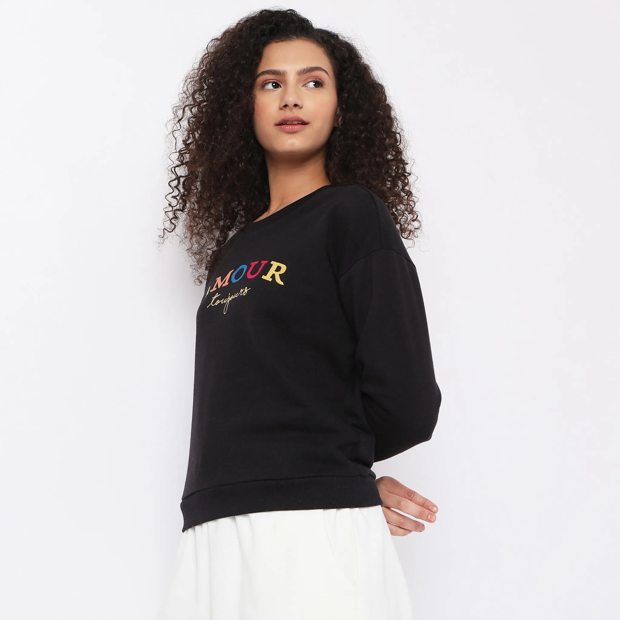 Relaxed Fit Embroidered Sweatshirt